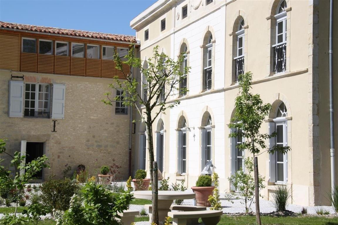 Le Gite Du Chateau Auriac-sur-Vendinelle Exterior photo